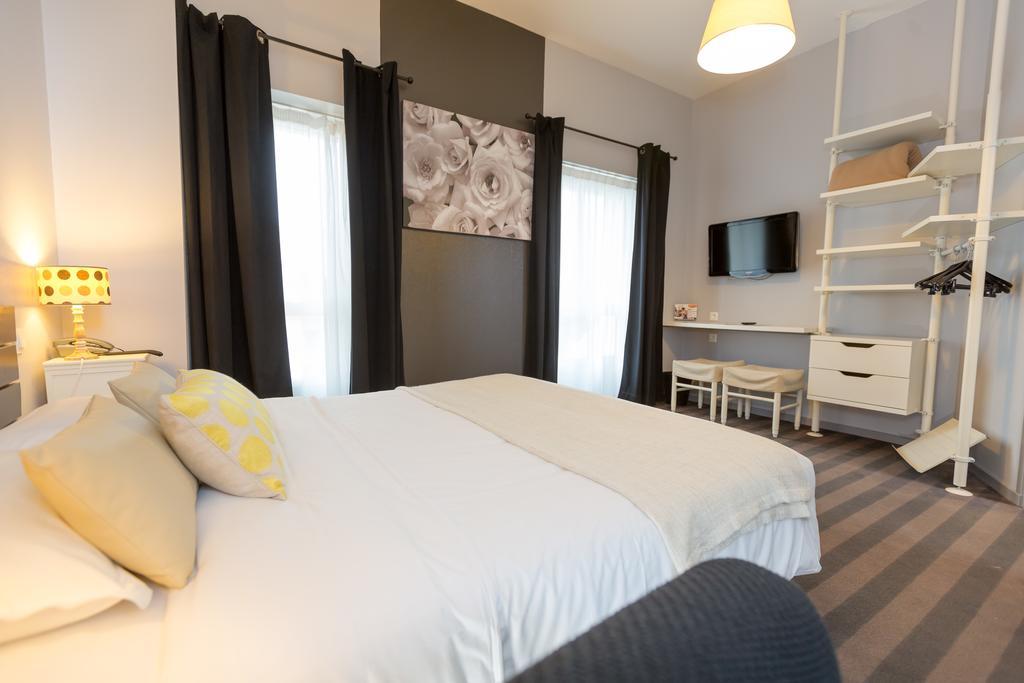 Cit'Hotel Les Alizes Динард Екстериор снимка